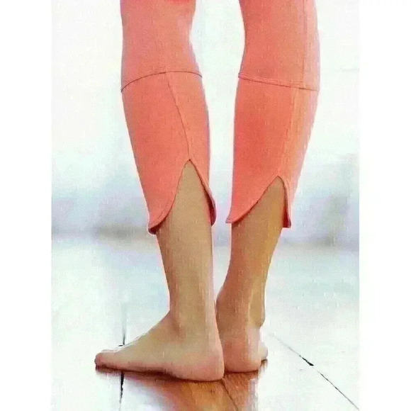 Free People Pink Rose Virgo High Rise Performance Legging, Size S $79; - Picture 3 of 11